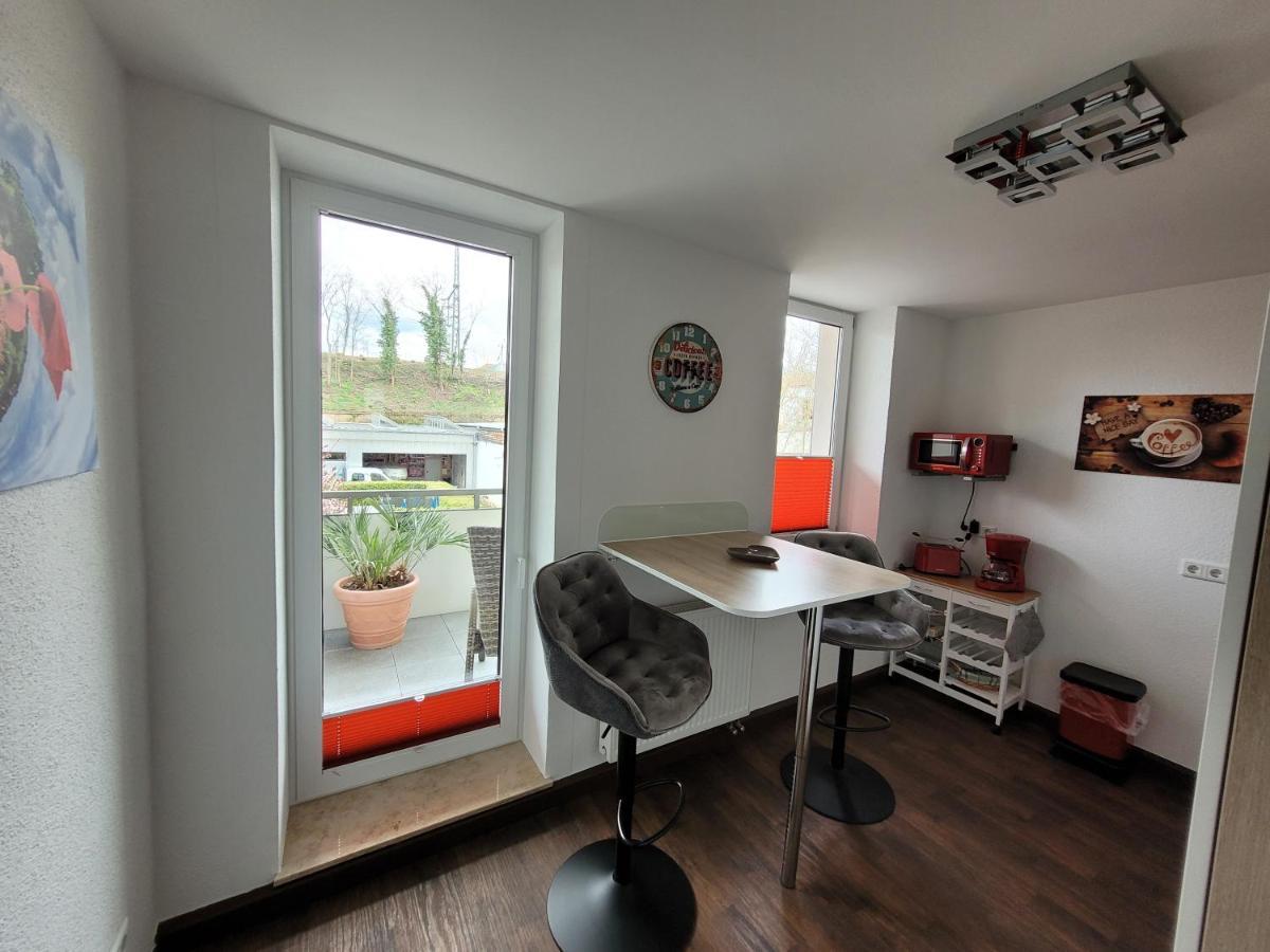 Ferienwohnung Oder Studio Dresden-Neustadt Inkl Parkplatz Mit Balkon Oder Terrasse エクステリア 写真